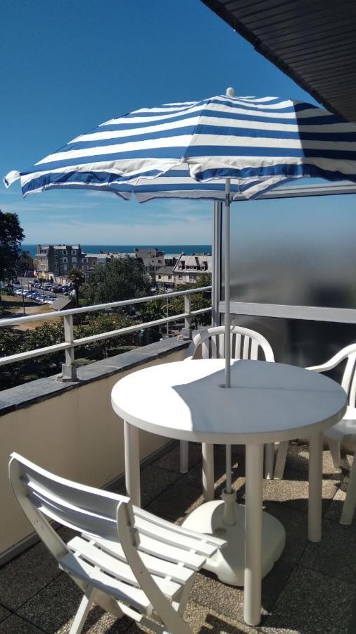 Studio Calme Avec Terrasse Vue Mer Пленёф-Валь-Андре Экстерьер фото